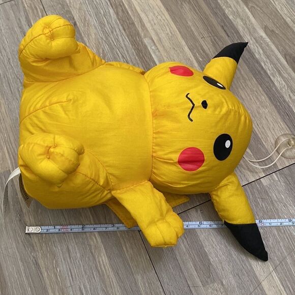 Vintage Pokémon Nintendo Pikachu gotta catch’em all plush figure display car - Picture 8 of 9